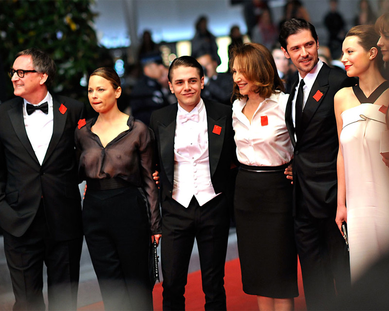 Ils arborent le carré rouge à Cannes!