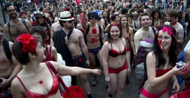 Photo prise lors de la manif pour la transparence