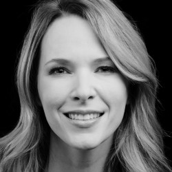 Roxane St-Gelais, musique, radio, télévision
