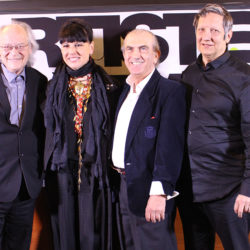 Raôul Duguay, Nathalie Bondil, André Michel et Robert Lepage.