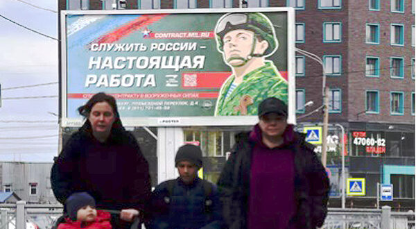 billboard-soldat-russe